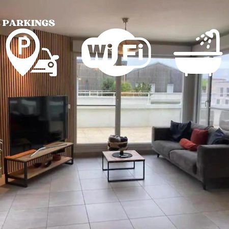 Standing 3 Chambres, Parkings, Terrasse Meyzieu Εξωτερικό φωτογραφία